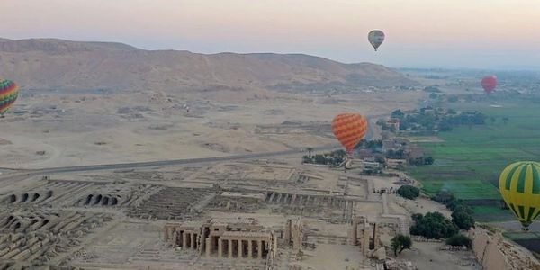 HOT AIR BALLOON LUXOR EGYPT